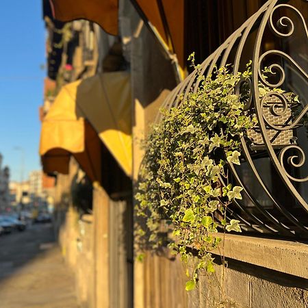 Mercadante Suite Central City ミラノ エクステリア 写真